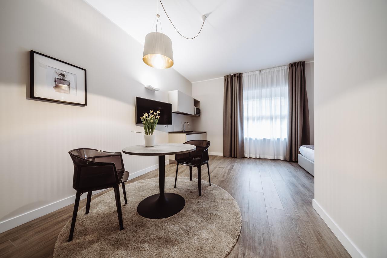 Estella Luxury Suites Turin Exteriör bild